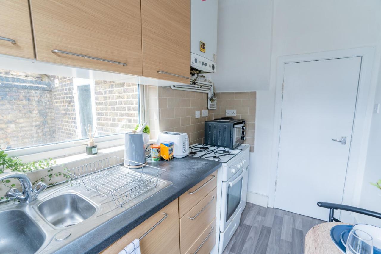 Small Private Studio Rooms In The Heart Of Angel London Bagian luar foto