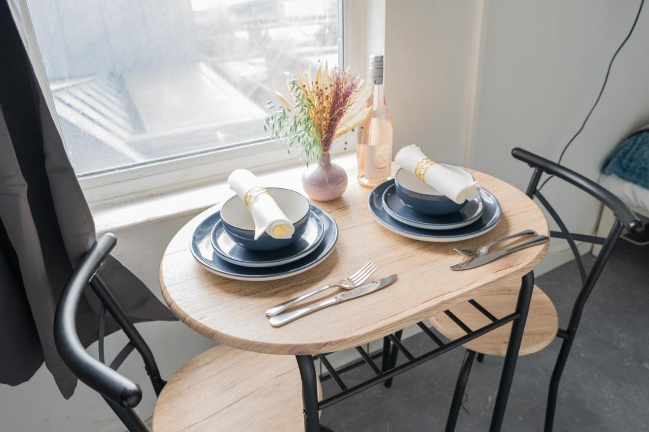 Small Private Studio Rooms In The Heart Of Angel London Bagian luar foto
